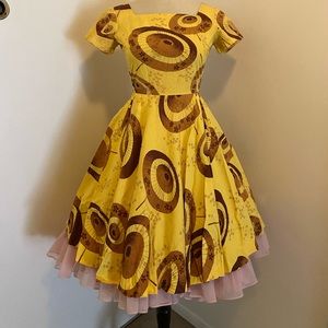 Vtg 50s Novelty Parasol Yellow Dress w Pockets XS